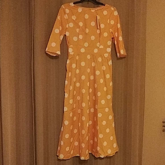 order plus Dresses & Skirts - Adorable polka dot dress